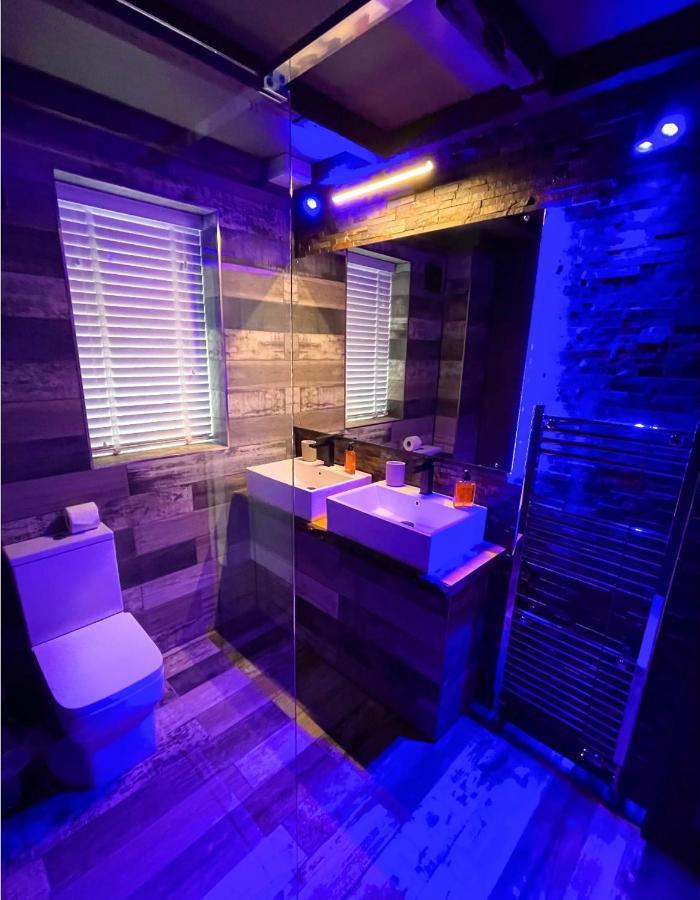 Breeze Suites - Luxury Group Accom - Sleeps 19 Blackpool Extérieur photo
