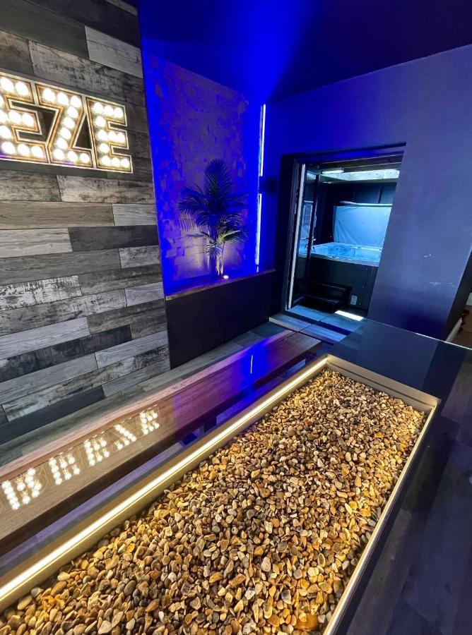 Breeze Suites - Luxury Group Accom - Sleeps 19 Blackpool Extérieur photo
