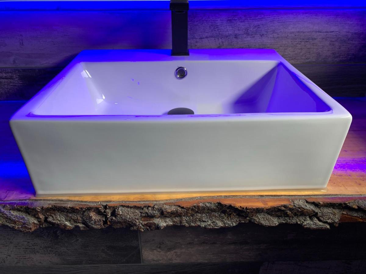 Breeze Suites - Luxury Group Accom - Sleeps 19 Blackpool Extérieur photo